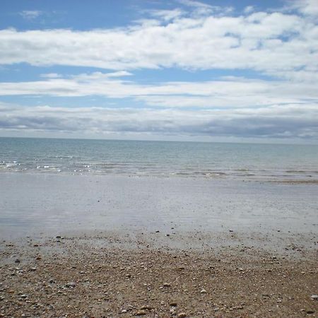 Beautiful Gate House A 4 Minute Walk From Beach Bognor Regis Exterior foto