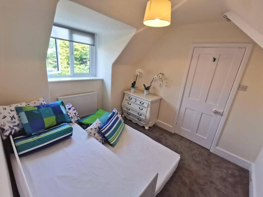 Beautiful Gate House A 4 Minute Walk From Beach Bognor Regis Exterior foto